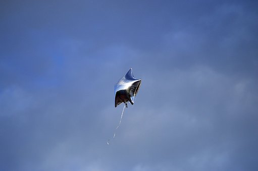 3 Kinderuitvaart - Ballon in de lucht